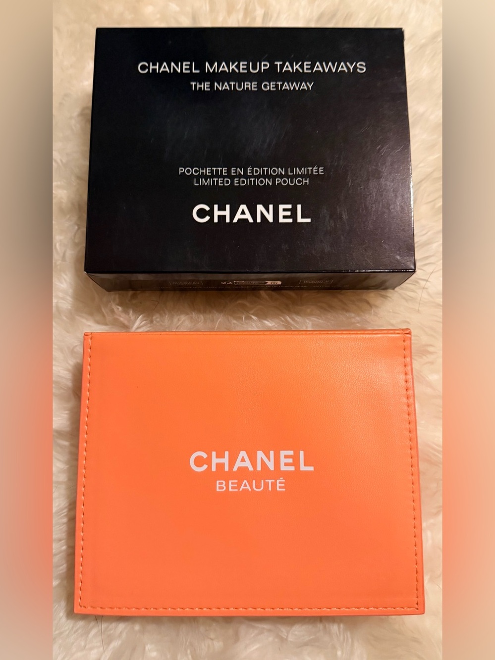Chanel Makeup Takeaways Hard Sided Orange & White Magnetic Closure Case NIB